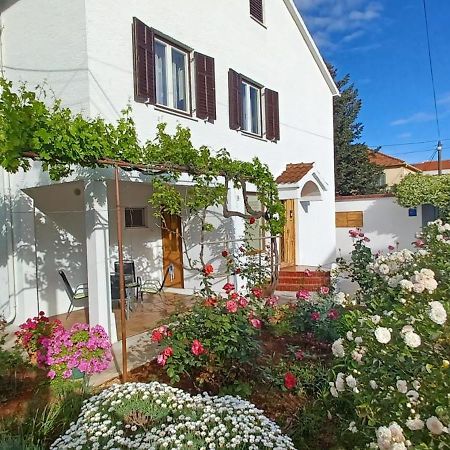 זאדאר Apartman Klarin מראה חיצוני תמונה
